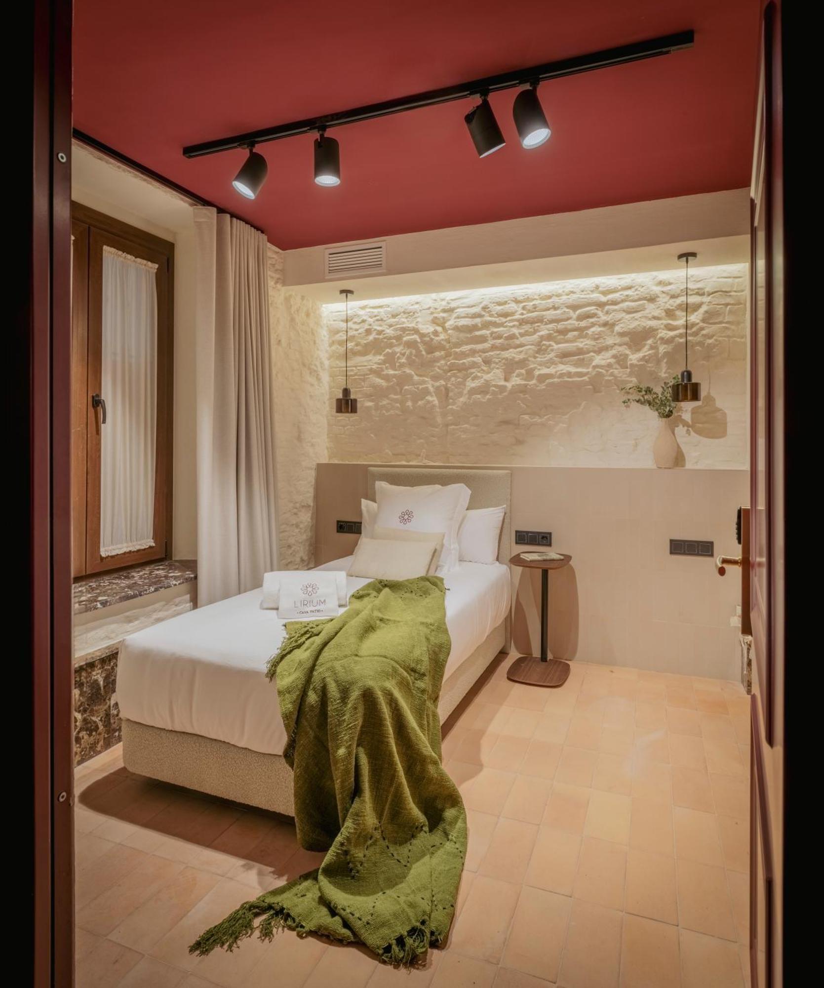 Lirium Casa Patio Hotell Sevilla Rom bilde